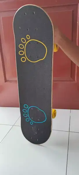 Di jual Skateboard merk Decathlon
