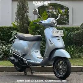 PIAGGIO VESPA LX 125 IGET LED TAHUN 2023 PERFECT CONDITION