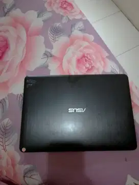 Laptop Asus seri X