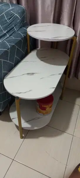 meja ruang tamu