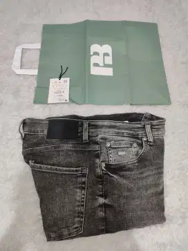 Pull & Bear Original Celana Pria Ukuran 31