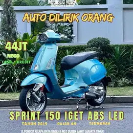 PIAGGIO VESPA SPRINT 150 IGET ABS LED FACELIFT 2019 warna biru
