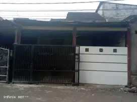 Rumah Luas Dan Nyaman di lingkugan sejuk Dan aman
