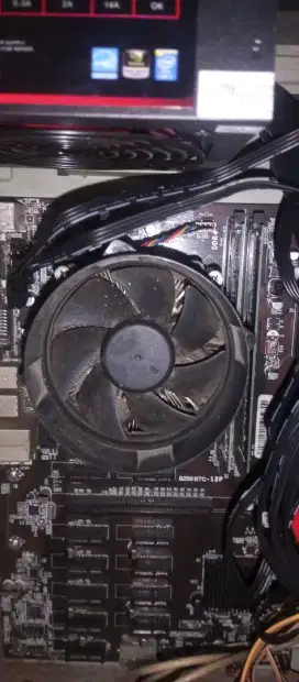 Motherboard b250 btc support gen 6 dan 7 Intel.i3 7100