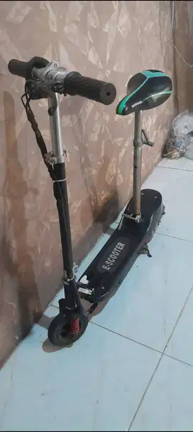 Skuter Listrik Bekas