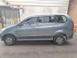 Daihatsu Xenia 2011 Bensin