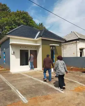 Rumah lingkungan islami fasilitas ful di gunung pati