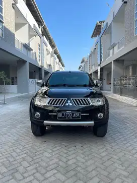 Pajero Sport Exceed 2010 Solar Matic