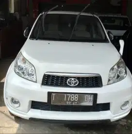 Toyota Rush s manual 2012