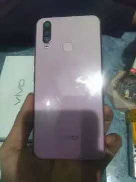 VIVO Y17 RAM 8/256 Lengkap