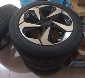 Dijual velg cocok buat HR-V CR-V ertiga granmax
oem Odyssey  R17 5x114