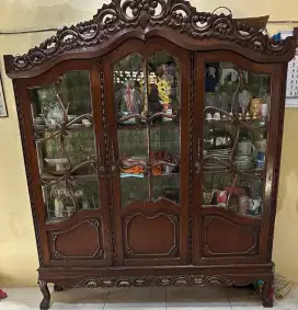 lemari jati lawas, warisan dari nenek