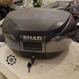 Box Boks Shad SH48 Carbon Backrest Kunci 2 Baseplate
