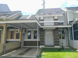 Disewakan Rumah Sejuk & Nyaman Kota Wisata Cibubur - Cluster Ontario