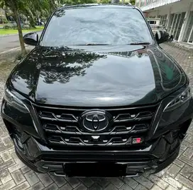 Fortuner vrz 2.8 gr 4x2 AT tahun 2023