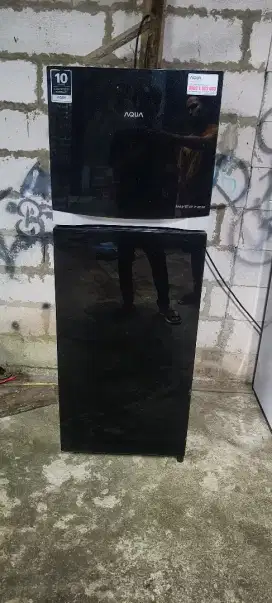 Kulkas 2 pintu aqua inverter