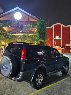 Ford Everest Diesel Turbo Black