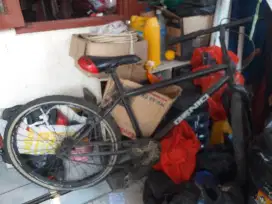 Sepeda ukuran 24