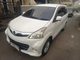 Xenia 1.3 R Deluxe MT 2013