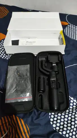 Brica B Steady Pro gimbal stabilizer