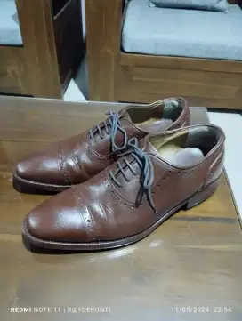 Sepatu Pantofel Salvatore Ferragamo
