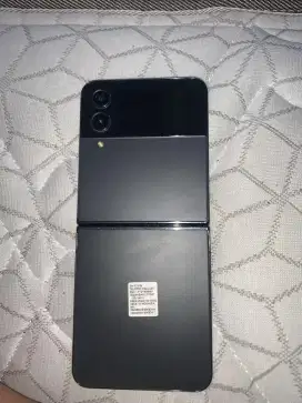 Samsung Z flip 4 5G black 8/256 sein