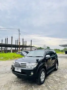 Fortuner 2,5 G Diesel 2009 super
