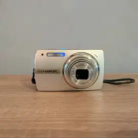 Olympus Stylus U820 Normal Digicam Kamera Digital