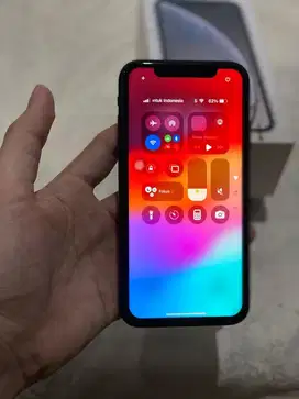 Iphone xr 64gb smarfren only