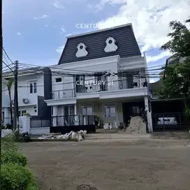 Dijual Rumah Baru Ada Kolam Renang Di Mertilang Bintaro Sektor 9
