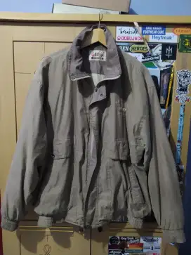 Jaket hangat tebal dijual karena BU