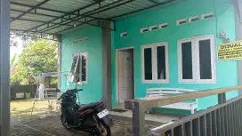 Dijual Rumah dan pekarangan