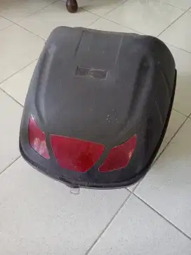 Bagasi box motor