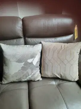 Bantal sofa 1nforma (hanya bantal)