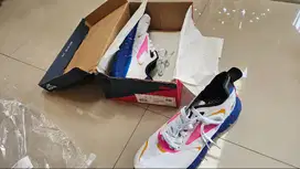 JUAL SEPATU LARI REEBOK 43