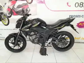 BALCK HONDA CB 150 R 2018