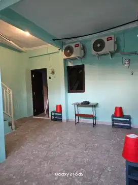 Kost ac nyaman strategis
