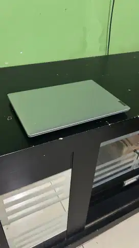Lenovo ideapad slim 1