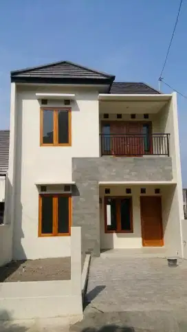 Termurah! Jual Rumah 2 Lantai Buah batu Bandung Spek Bata Merah