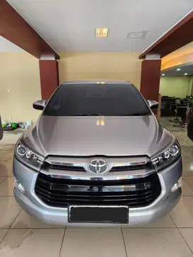 Innova V 2.0 AT 2019 Low KM 35rb Antik