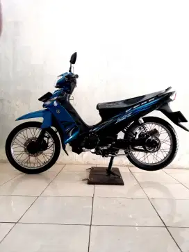 Yamaha Vega ZR  2012 Biru Kopling Tangan
