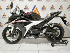 900RB AJA DP HONDA CBR 150R FACELIFT 2017 (TT/CC 0%/KREDIVO/PAYLATER)