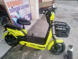 Sepeda listrik exotik