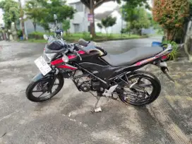 Di jual CB150R 2015