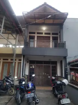 Rumah Pondok Cabe 2 Lantai 4 Kamar Strategis