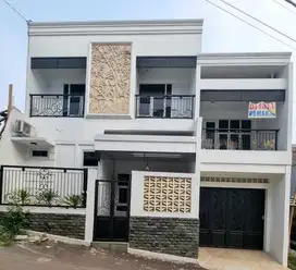 Rumah Baru 2 LT Siap Huni Jagakarsa Pinggir Jln Raya Dekat Tol Brigif