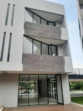 Dijual 1 Unit, Bagus, Trategis di Ruko Emerald Core Bintaro Utama