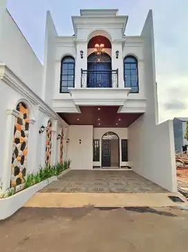 RUMAH BARU SIAP HUNI MURAH AKSES 2MOBIL DI JAKARTA SELATAN