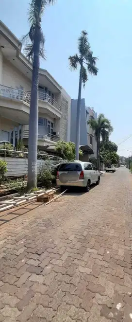 Di jual Rumah Townhouse Hook bagus siap huni di danau indah sunter