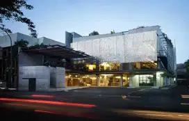 Di Jual Gedung Kantor. Ampera. Jakarta Selatan